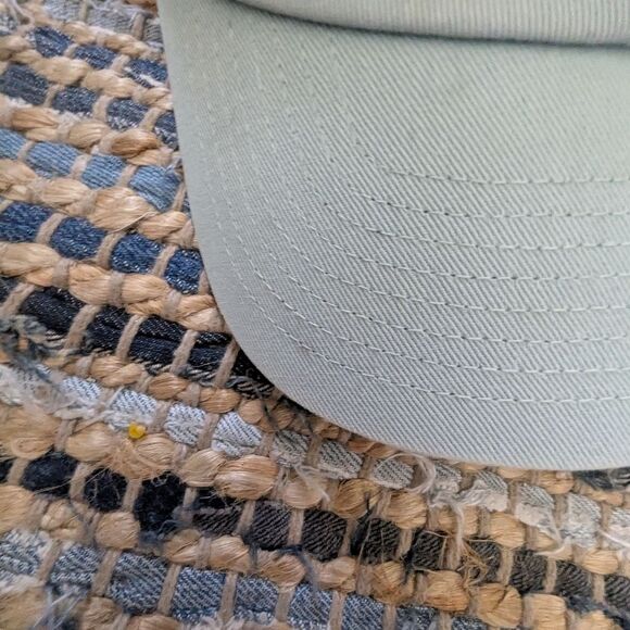 Nike Heritage86 Sage Green Dad Hat Embroidered Logo Adjustable Strapback Cap - Picture 3 of 7